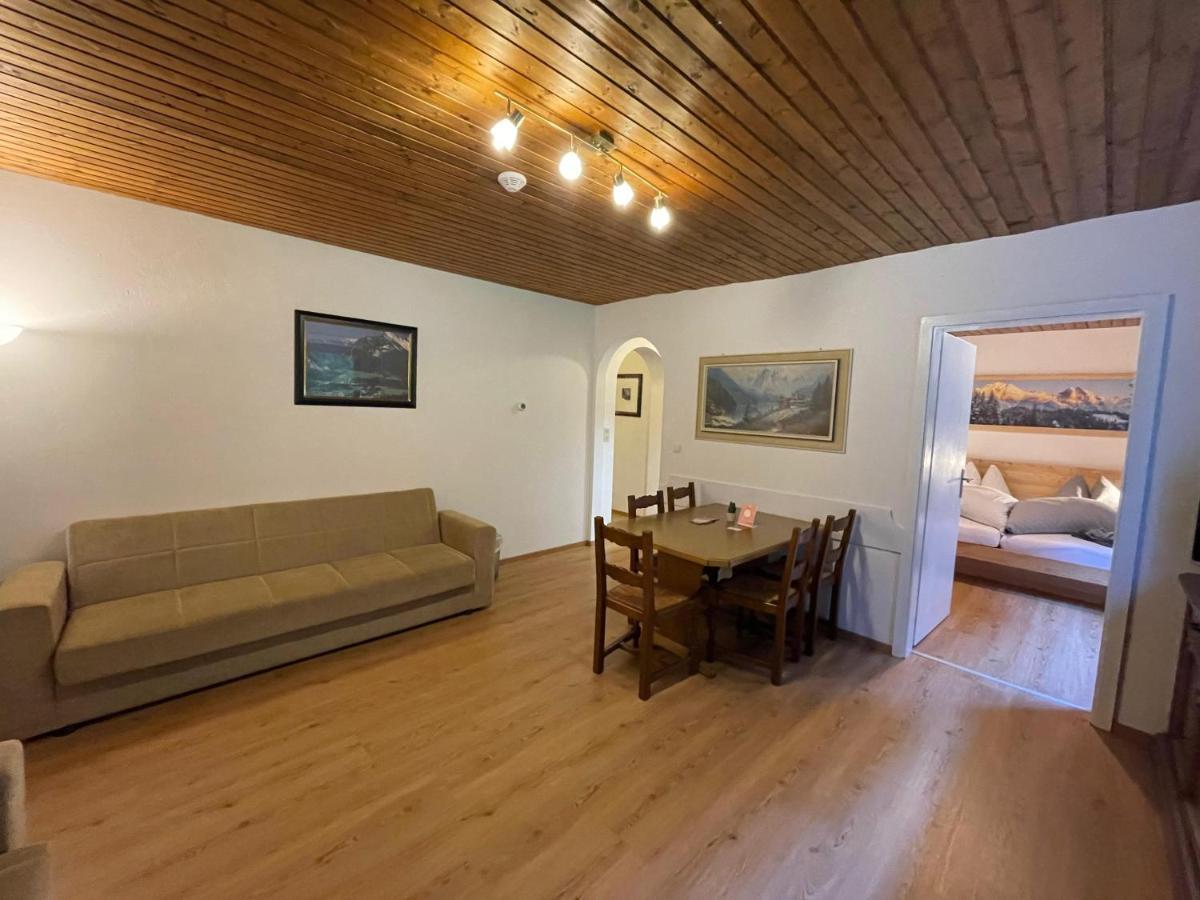 Apartpension Barenwirt Leutasch Buitenkant foto