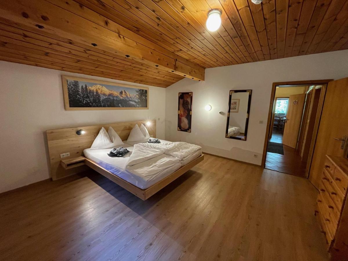 Apartpension Barenwirt Leutasch Buitenkant foto