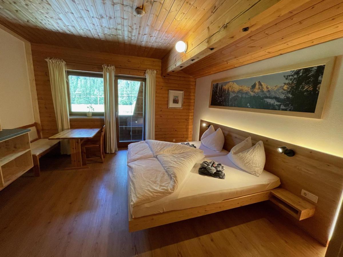 Apartpension Barenwirt Leutasch Buitenkant foto